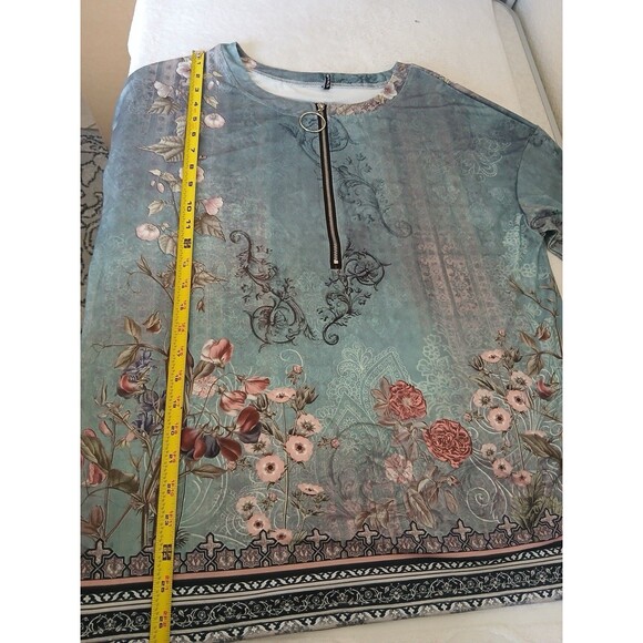 Flamingals Womens M Long Sleeve round neck floral print T-shirt with hoop zipper - Picture 8 of 14